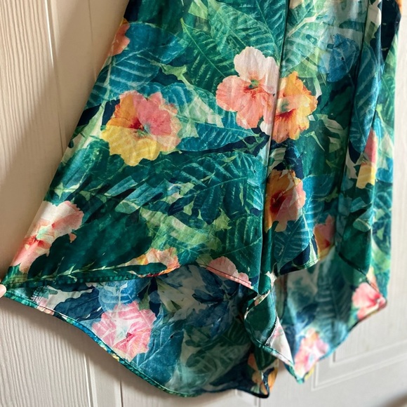 Show Me Your MuMu Tropical Print Beach Rascal Romper - Picture 13 of 14